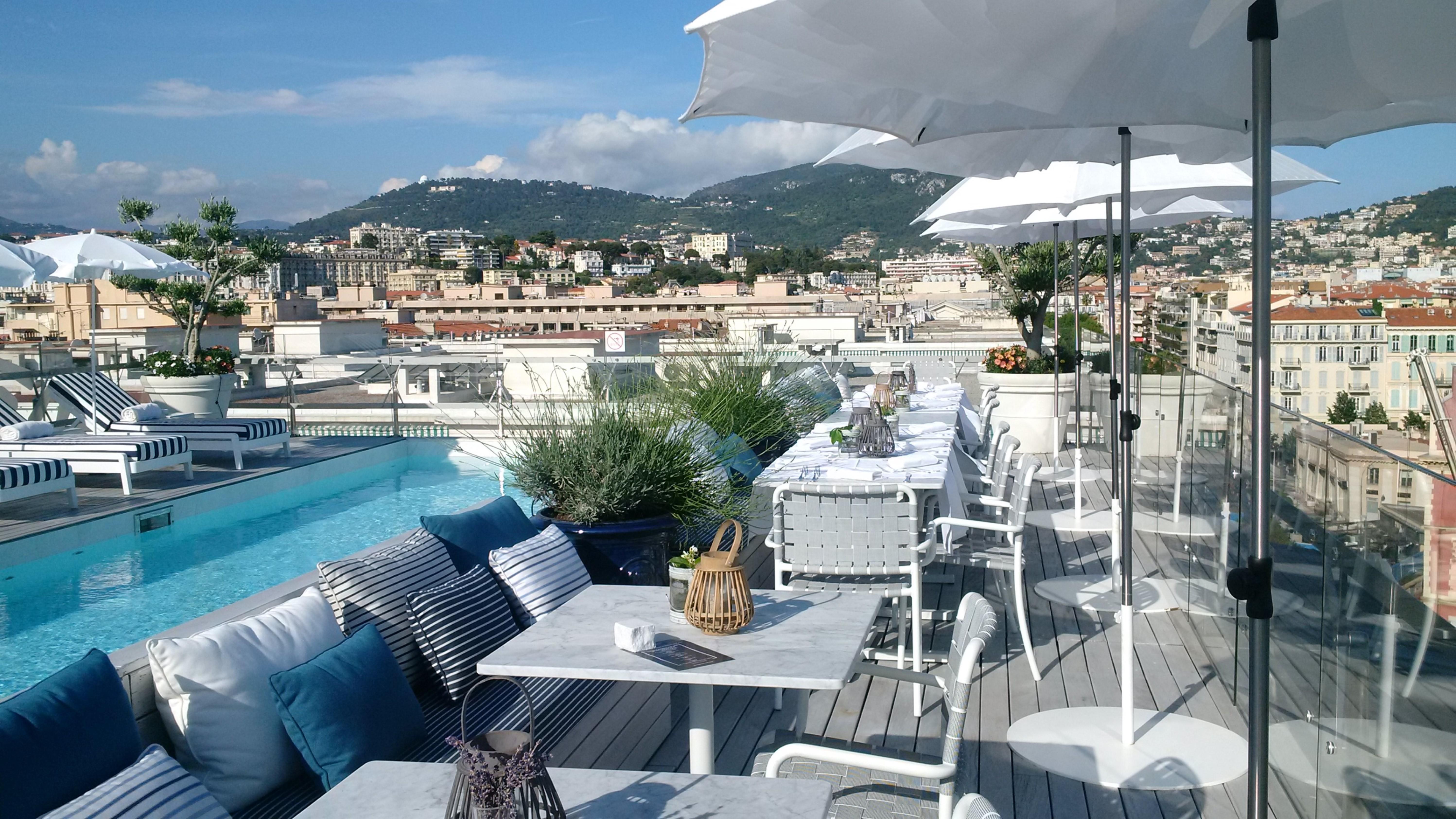 Boscolo Nice Hotel & Spa Εξωτερικό φωτογραφία The rooftop pool at the Hotel 57